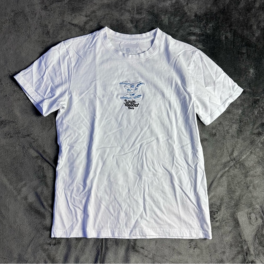 Louis Vuitton © LV 2054 Cloud Logo Tee